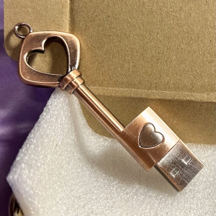 Key USB with Limited Releases & Videos