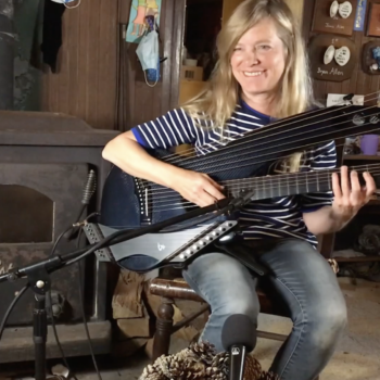 Teaching video for Shebig Shemoor (Sí Bheag Sí Móhr)